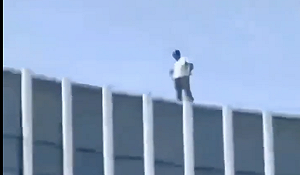 (影）中國醫療黑幕連環爆！換肝建議賣房 癌症「誤診」騙千萬害人跳樓