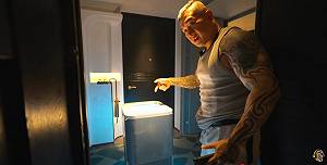 館長見中國「送餐機器人」又狂吹捧！ 兩岸網友受不了吐槽：哪裡來的鄉巴佬？ 