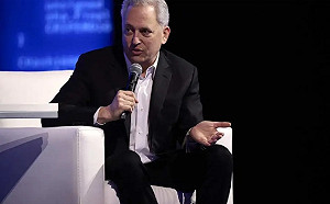 晶片法案沒擋住北京? 白宮AI主管認了 : 中國只落後3～6個月  華府急忙滅火