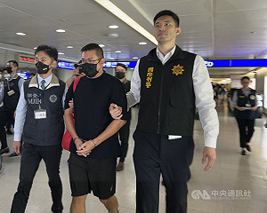 跨國運毒遭判刑潛逃 調查局自泰國押解返台歸案