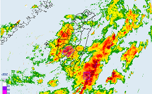 大雷雨持續襲南台4縣市！氣象署針對2縣市發災防告警