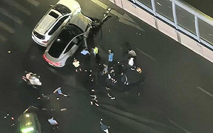 （影）又是獻忠？ 中國鄭州小米SU7 十字路口失控撞16車