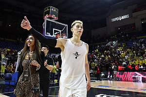 林書豪獲選TPBL年度MVP 首拿台灣職籃大獎