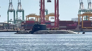 準備邁向海測  海鯤艦高雄港內浮航測試動力等系統