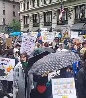 洛杉磯抗爭白熱化 美陸戰隊與群眾ICE大樓前對峙