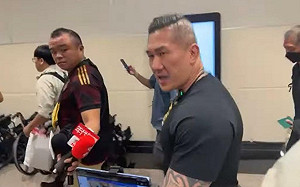 館長返台開嗆青鳥髒話跟著回來！嗨喊中國人都讚他帥、有讀書