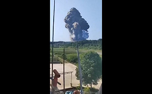 (影) 湖南煙火廠大爆炸出現蕈狀雲! 20公里外都搖晃 官僅通報2失蹤9傷