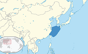 防範中國 美英海軍艦艇巡弋東海