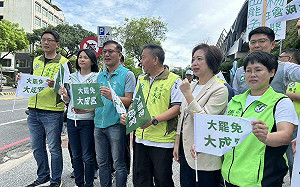 民進黨挺罷團最後衝刺 今起連三天站路口