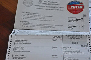 FBI解密  指中共涉製大量假文件介入美總統大選