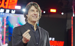 等了44年「小金人」終於入手！湯姆克魯斯獲奧斯卡終身成就獎