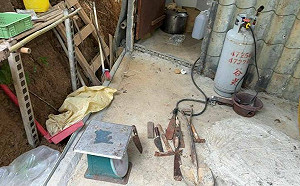 農業處急查鐵皮屋！冷櫃藏野生動物與疑似犬屍