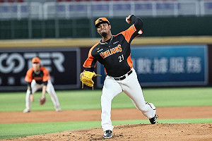 桃猿奉送4失誤  統一獅打擊爆發點亮上半季M5