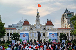 越南史上最大行政革新!63省砍到34省、精簡66%基層、10萬公務員被迫轉職