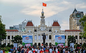 越南史上最大行政革新！63省砍到34省、精簡66%基層、10萬公務員被迫轉職