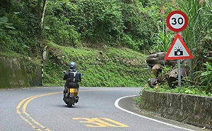 新中橫「塔塔加路段」速限30成超速陷阱！警方這樣說