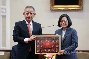 味全龍董事長異動  徐文芳請辭由簡倍祥接任