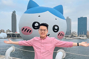 陳其邁子弟兵出奇招  張耀中揹紅豆氣球投入議員初選