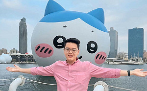 陳其邁子弟兵出奇招  張耀中揹紅豆氣球投入議員初選