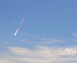 (影)流星還是外星人?美多地直擊「火球墜落」