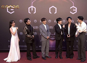 金曲36》睽違21年！Energy「4缺1」走紅毯 西裝帥翻全場