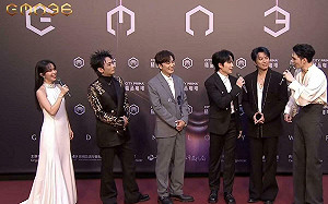 金曲36》睽違21年！Energy「4缺1」走紅毯 西裝帥翻全場