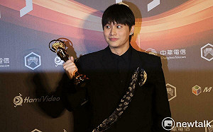 金曲獎陳以恆奪台語歌王「突嗨喊台灣獨立」？斷句惹爭議 