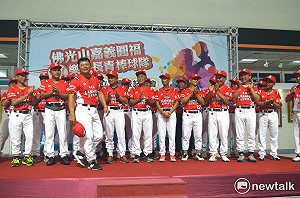 打造不老傳奇「鐵捕」曾智偵領軍長青棒球隊