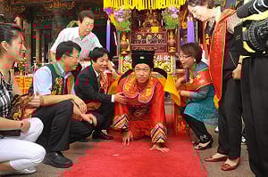 陳重生觀點》送別賴「神」  「賀喜」新閣揆