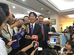 為何老中分頭？ 賴清德：師傅怎麼理就那樣