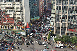 告別「天意」北京最大小商品市集 今晚收攤