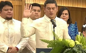 爸爸還被關 兒子代上任! 當選達沃市長杜特地仍被關海牙 兒子宣誓就職