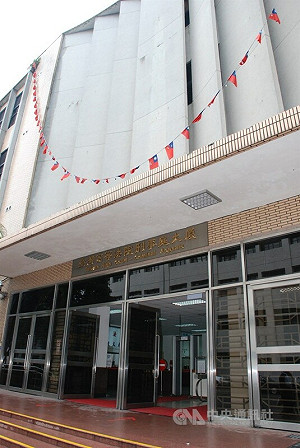 女涉潑汽油燒死女友3歲女兒  二審仍判刑20年