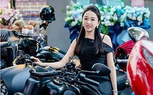 她兩年賣340台保時捷! 青島超美銷冠被「造黃謠」 影片瀏覽高達900萬