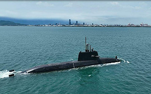 海鯤號今第三次海測  高雄港監視畫面「被消失」惹議 