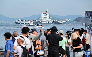 （影）中國山東號航艦編隊訪問香港5天 主力戰艦型號「一次到位」