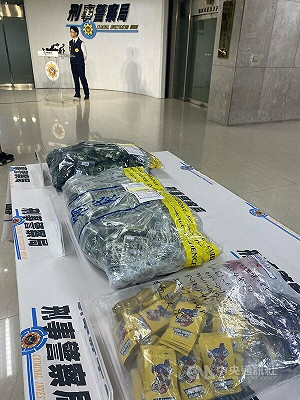 黑幫販毒集團藉潮牌logo吸客 刑事局送辦8嫌