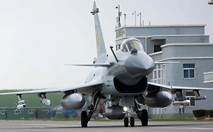 空防被毀 伊朗緊急向中買40架殲-10C! 北京率上合組織9成員國力挺伊朗