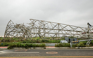 丹娜絲颱風造成嘉義電塔倒塌釀停電 台電持續搶修預計9日夜間送電