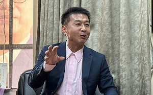 拚初選提政見 許智傑拋：中正預校併入陸官、活化鳳山土地