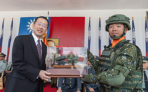 軍售取代軍援！美準助理部長籲台灣軍費應占GDP10%  暗示AUKUS調整「可持續性」