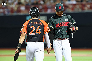 陳傑憲、徐若熙場上擊掌 延續台灣隊情誼惺惺相惜