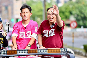 川流不息！王義川領軍破千台機車掃街挺罷免 畫面超震撼