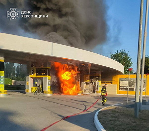 (影) 邪惡軸心「無人機聯盟」曝光! 俄連環襲烏消防隊 連民宅、學校都不放過.....