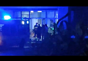 (影) 山東煙台數大學多人熱到中暑! 救護車連番出動 宿舍沒空調學生質疑錢都花哪了