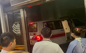 (影)丹娜絲颱風風力驚人！救護車被吹歪影片曝光