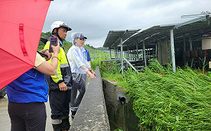 泥流衝進社區排水溝  柯志恩批和山光電水保大失敗