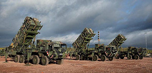 白宮翻來覆去! 才剛停軍援 川普怒批普丁「令人失望」 下令火速重啟援烏