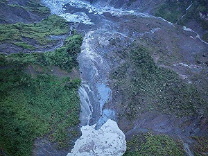 草嶺堰塞湖恐潰堤！雲嘉投3縣市4個鄉鎮居民「必要時須撤離」