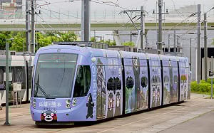 華航高雄唯一直飛熊本  「雄熊愛上你」彩繪列車7/10開駛